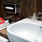 Piazza Venezia Grand 4* Rom