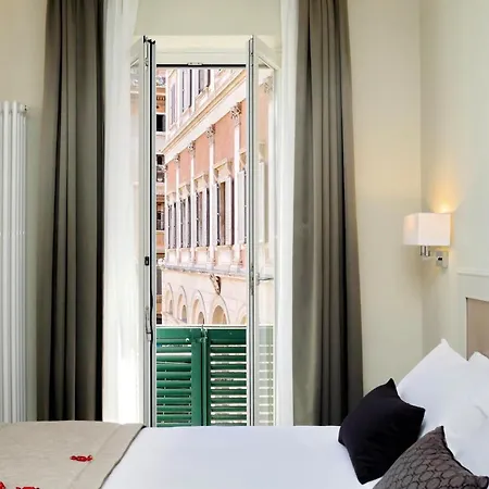 Piazza Venezia Grand Couette-café