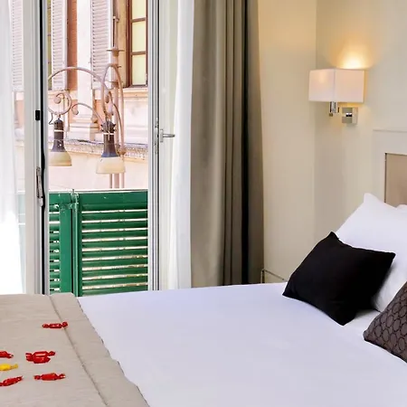 Piazza Venezia Grand 4* Rome