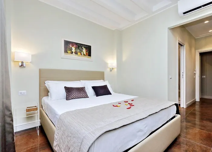 Piazza Venezia Grand 4* Rzym