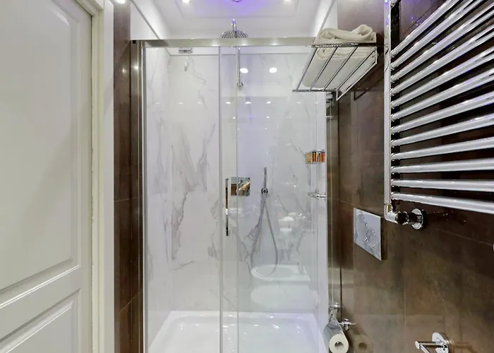 Piazza Venezia Grand 4* Rzym