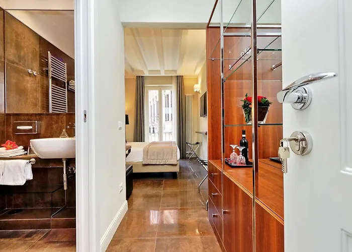 Nocleg ze śniadaniem Piazza Venezia Grand 4*