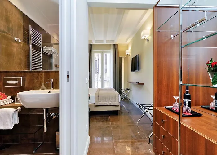 Piazza Venezia Grand 4* Rzym