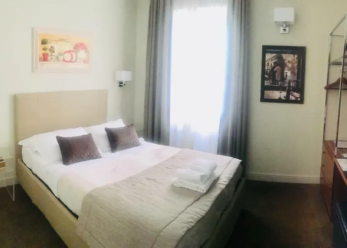 Piazza Venezia Grand 4* Rzym